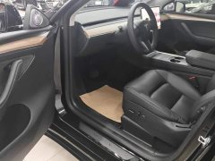 Tesla Model Y Standard Range RWD - ფოტო 9