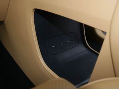 Voyah Lantu Dreamchaser PHEV AWD Luxury Qiankun Edition - ფოტო 15