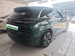 Li Auto L7 Pro - ფოტო 11