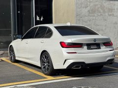 BMW 3 Series 325Li M Sport Package - ფოტო 6