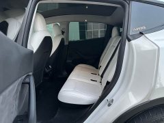 Tesla Model Y Long Range All-Wheel Drive - ფოტო 10