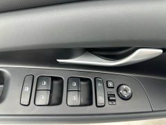 Hyundai Elantra 2022 1.5L CVT GLX Elite - ფოტო 16