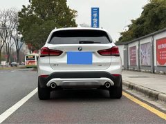 BMW X1 sDrive20Li Fashion - ფოტო 5