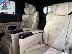 Toyota Vellfire 2024 Crown Hybrid 2.5L Premium Edition - ფოტო 10