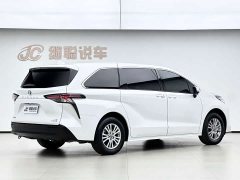 Toyota Sienna 2021 2.5L Hybrid Comfort Edition - ფოტო 6