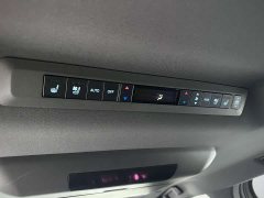 Toyota Sienna 2021 2.5L Hybrid Platinum Edition - ფოტო 11
