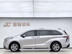 Toyota Sienna 2021 2.5L Hybrid Platinum Edition - ფოტო 3