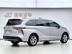 Toyota Sienna 2021 2.5L Hybrid Platinum Edition - ფოტო 6