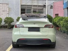 Tesla Model Y Standard Range RWD - ფოტო 13