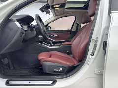 BMW 3 Series 325Li M Sport Package - ფოტო 13
