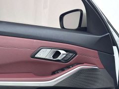 BMW 3 Series 325Li M Sport Package - ფოტო 15