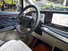 Maxus G90 2022 2.0T Interstellar Six-Seater - ფოტო 12