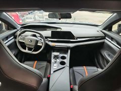Changan UNI-V 1.5T Premium - ფოტო 5