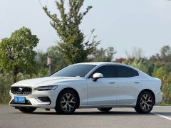Volvo S60 B4 Intelligent Luxury Edition - ფოტო 1