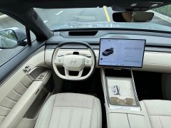 Nio Lerado L90 Ultra Six-Seater - ფოტო 12