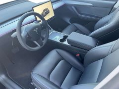 Tesla Model Y Rear-Wheel Drive - ფოტო 2