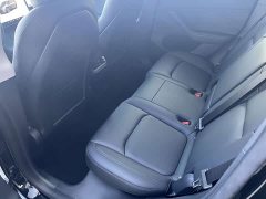 Tesla Model Y Rear-Wheel Drive - ფოტო 7