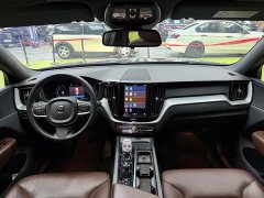 Volvo XC60 2022 B5 AWD Smart Luxury Edition - ფოტო 13