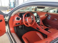 Aston Martin DB11 2020 4.0T V8 Coupe - ფოტო 3