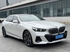 BMW 5 Series 530Li Premier M Sport Package - ფოტო 8