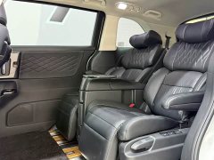 Honda Elysion 2019 2.0L Hybrid Luxury - ფოტო 7