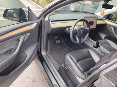 Tesla Model Y 2022 Facelift Long Range All-Wheel Drive - ფოტო 17