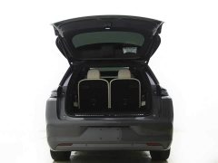 Li Auto L8 Pro - ფოტო 14
