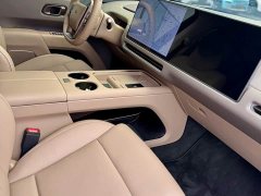 Li Auto i8 Standard Edition - ფოტო 10