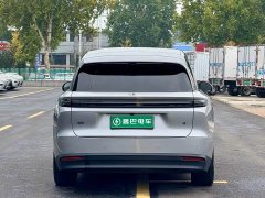 Li Auto i8 Standard Edition - ფოტო 12