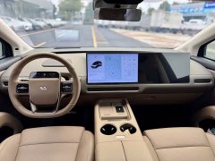 Li Auto i8 Standard Edition - ფოტო 7