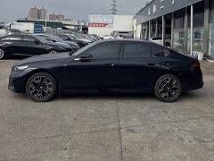 BMW 5 Series 530Li Luxury M Sport Package - ფოტო 3