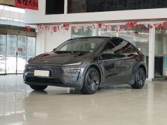 Tesla Model Y Rear-Wheel Drive - ფოტო 1