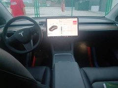 Tesla Model Y Standard Range RWD - ფოტო 12