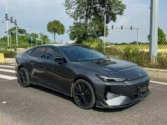 Changan UNI-V 1.5T 500Bar Luxury Sport Edition - ფოტო 1
