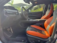 Changan UNI-V 1.5T 500Bar Luxury Sport Edition - ფოტო 4
