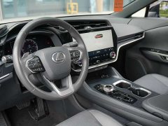 Lexus RZ 450e AWD Luxury Edition - ფოტო 8