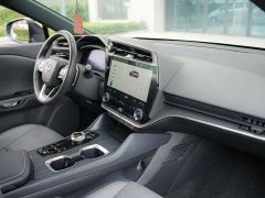 Lexus RZ 450e AWD Luxury Edition - ფოტო 9