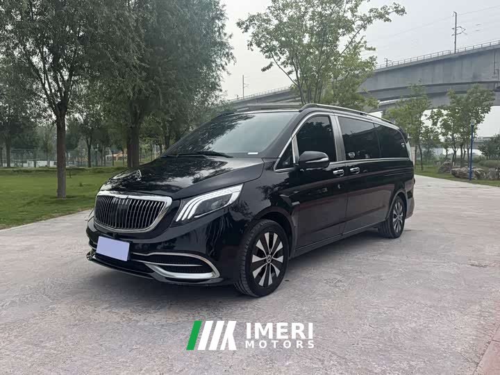 Mercedes-Benz Vito 2.0T Business Edition 7-Seater
