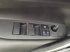 Toyota Corolla Hybrid 1.8H E-CVT Leading Edition - ფოტო 9