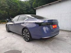 Nissan Teana 2026 HarmonyOS Cabin 2.0T Flagship - ფოტო 5