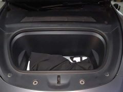 Tesla Model Y Rear-Wheel Drive - ფოტო 10