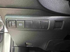 Toyota Corolla 1.8L CVT Luxury - ფოტო 11