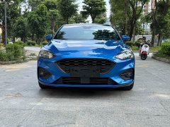 Ford Focus Sedan EcoBoost 180 Automatic ST Line - ფოტო 2