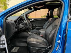 Ford Focus Sedan EcoBoost 180 Automatic ST Line - ფოტო 4