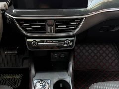 Ford Focus Sedan EcoBoost 180 Automatic ST Line - ფოტო 8