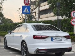 Audi A4L 2020 40 TFSI Fashion Dynamic - ფოტო 9