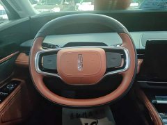 Lincoln Explorer 2.0T AWD Deluxe Hybrid - ფოტო 15