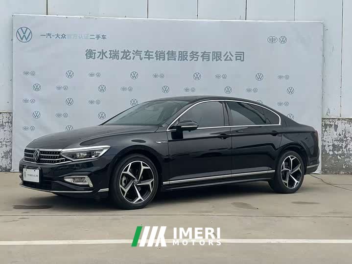 Volkswagen Magotan 2 Million Units Celebration Edition 330TSI DSG Luxury