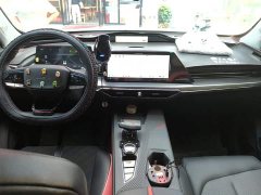 Changan Oushan Z6 Blue Whale 1.5T DCT Smart Navigation Edition - ფოტო 12