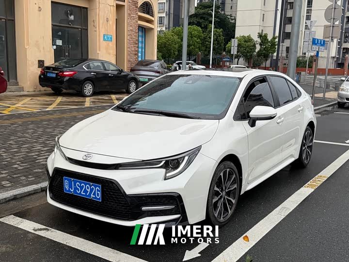Toyota Corolla 1.8L CVT Sport
